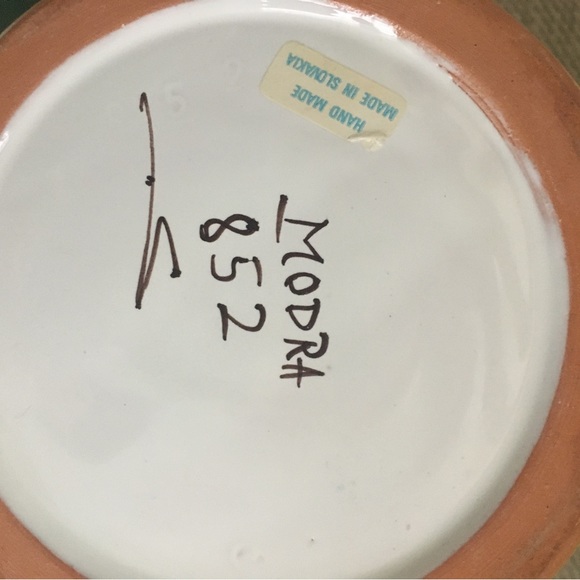 Modra Pottery - Picture 3 of 3